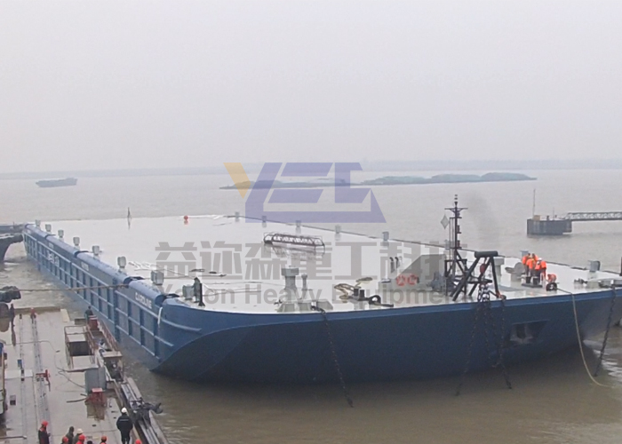 Heavy Lift Deck Cargo Barges